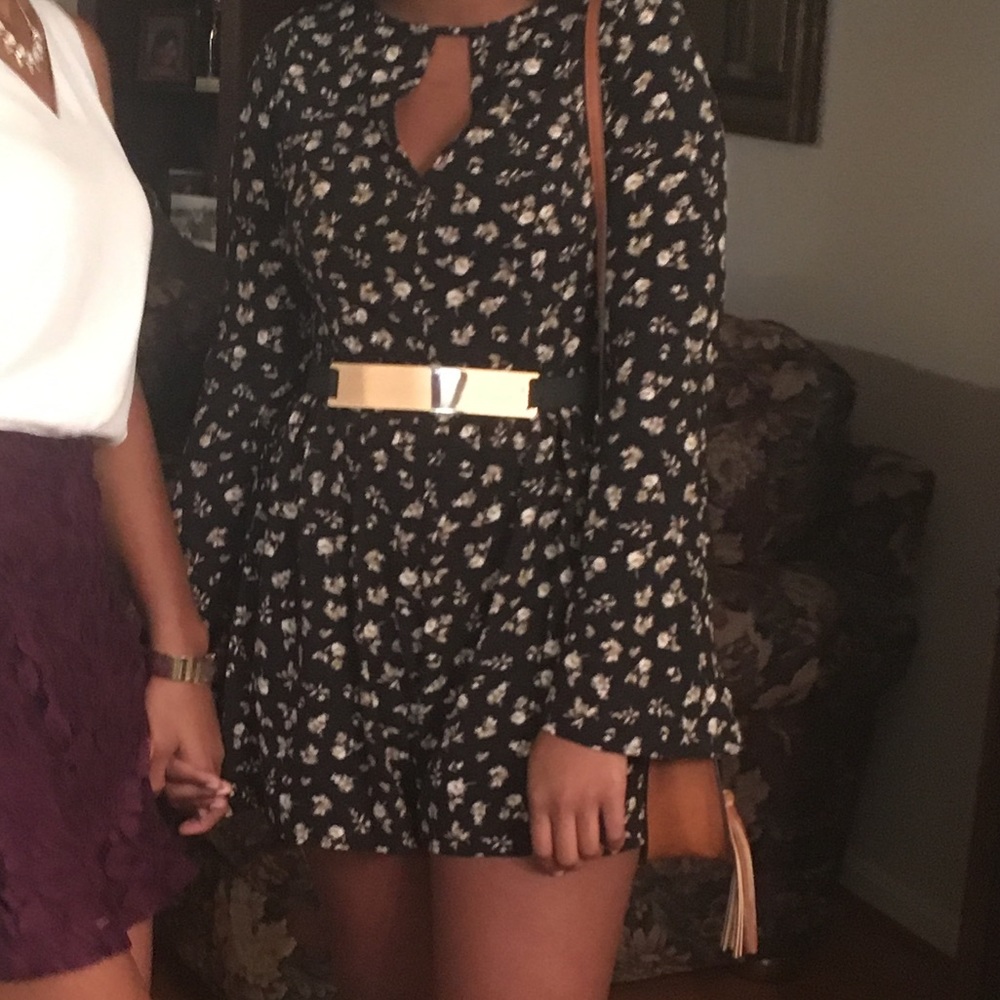 Floral romper with belt